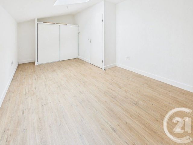 Appartement T3 &agrave; louer - 3 pi&egrave;ces - 72,89 m2 - Villenave D Ornon - 33 - AQUITAINE