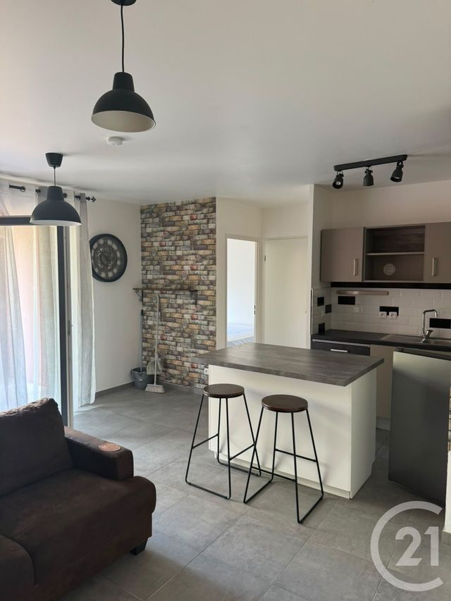 Appartement T2 &agrave; louer - 2 pi&egrave;ces - 42,80 m2 - Villenave D Ornon - 33 - AQUITAINE