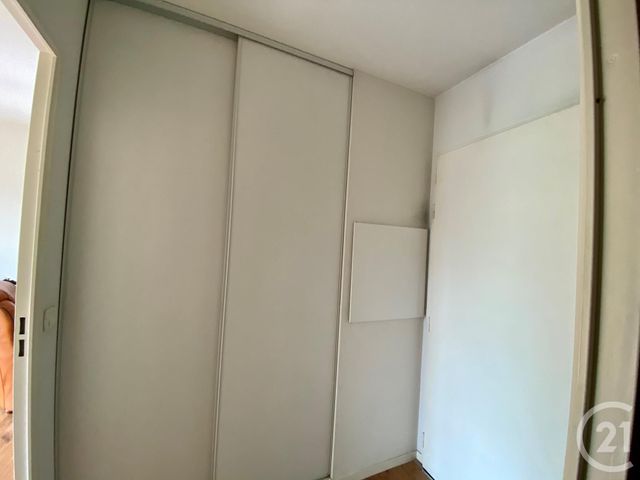Appartement F2 &agrave; louer - 2 pi&egrave;ces - 32,77 m2 - Bruges - 33 - AQUITAINE