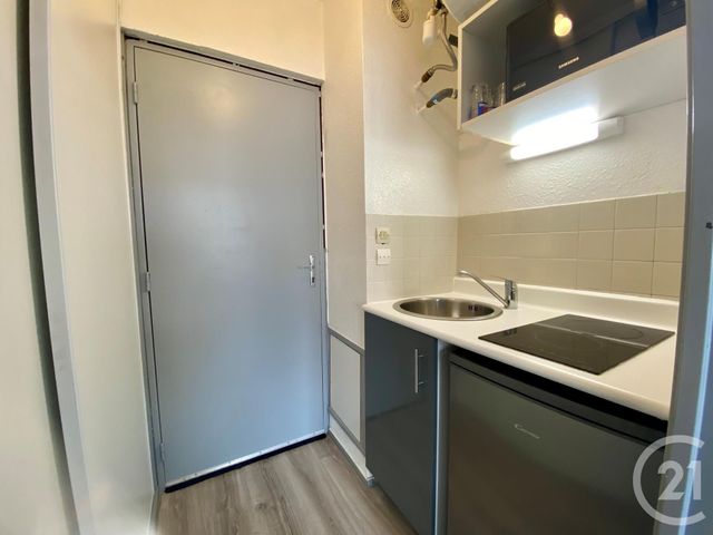 Appartement Studio &agrave; louer - 1 pi&egrave;ce - 15,54 m2 - Bordeaux - 33 - AQUITAINE