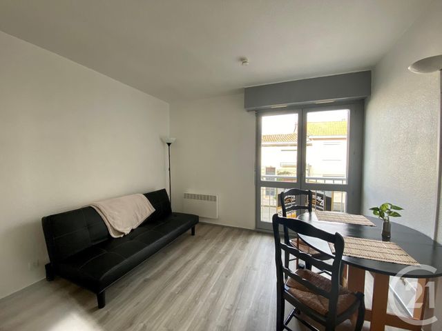 Appartement Studio &agrave; louer - 1 pi&egrave;ce - 15,54 m2 - Bordeaux - 33 - AQUITAINE