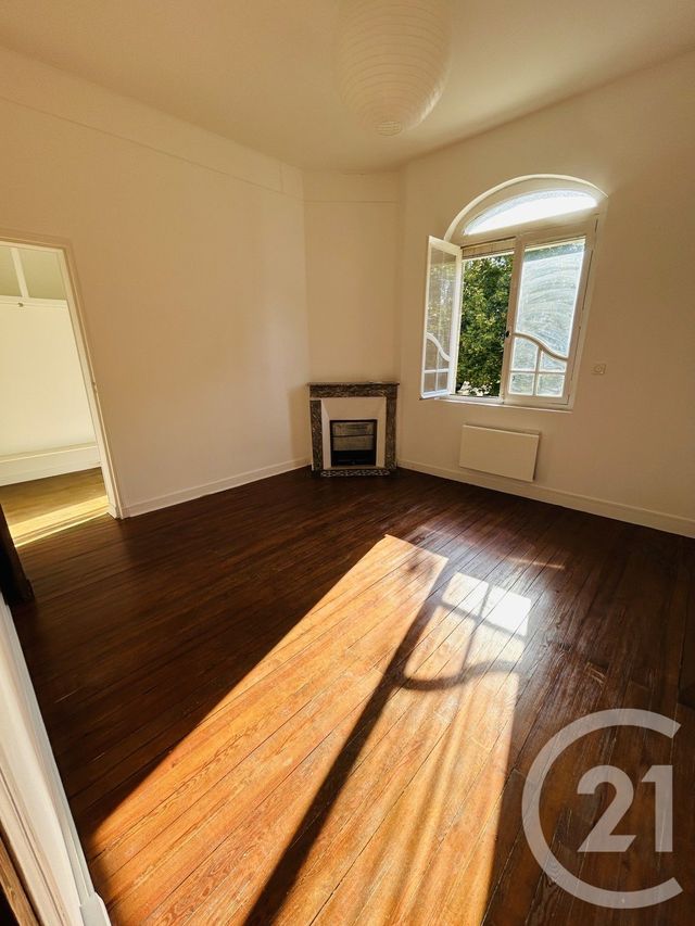 Appartement T2 &agrave; louer - 2 pi&egrave;ces - 50,99 m2 - Bordeaux - 33 - AQUITAINE