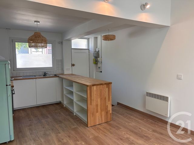 Maison &agrave; louer - 3 pi&egrave;ces - 69,06 m2 - Bordeaux - 33 - AQUITAINE