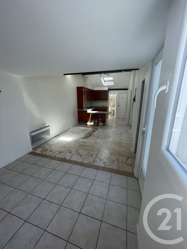 Appartement T3 &agrave; louer - 3 pi&egrave;ces - 54,13 m2 - Talence - 33 - AQUITAINE