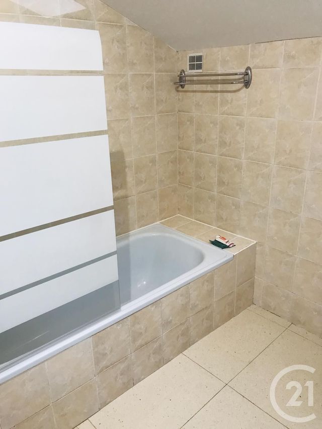 Appartement T3 &agrave; louer - 3 pi&egrave;ces - 54,13 m2 - Talence - 33 - AQUITAINE