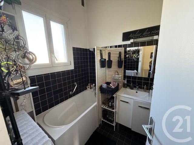 Appartement F2 &agrave; louer - 2 pi&egrave;ces - 44,19 m2 - Talence - 33 - AQUITAINE