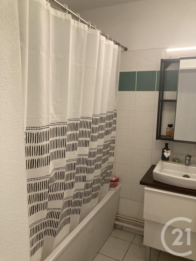 Appartement T2 &agrave; louer - 2 pi&egrave;ces - 39,28 m2 - Bordeaux - 33 - AQUITAINE