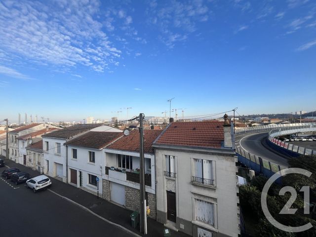 Appartement F2 &agrave; louer - 2 pi&egrave;ces - 48,15 m2 - Bordeaux - 33 - AQUITAINE