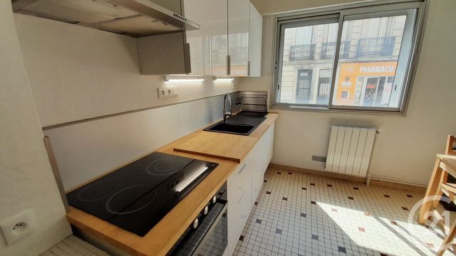 Appartement F2 &agrave; louer - 2 pi&egrave;ces - 43,06 m2 - Bordeaux - 33 - AQUITAINE