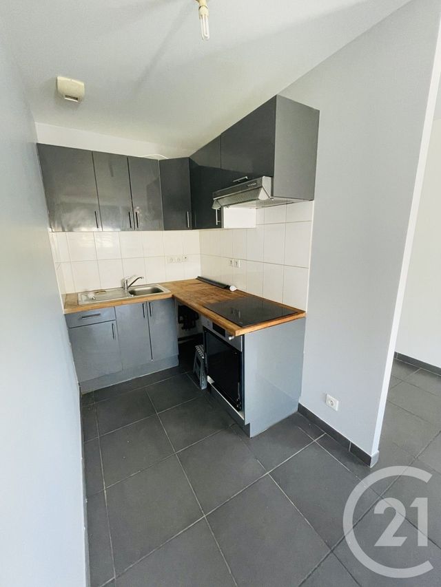 Appartement T2 &agrave; louer - 2 pi&egrave;ces - 40,84 m2 - Begles - 33 - AQUITAINE